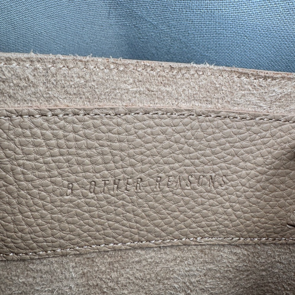 8 Other Reason Tan Vegan Leather Slouchy Bag - Picture 8 of 9